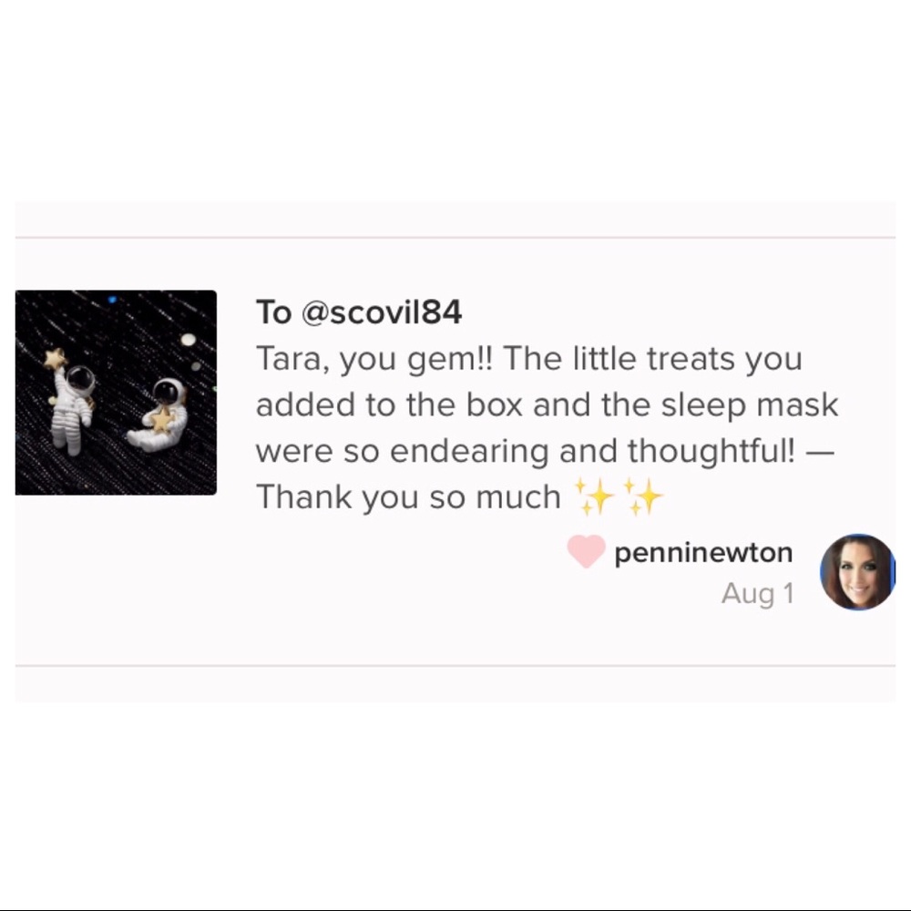 Astronaut Star Earrings - Picture 7 of 8